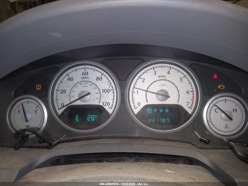 2010 Chrysler Town & Country Touring VIN: 2A4RR5D11AR307076 Lot: 43987610