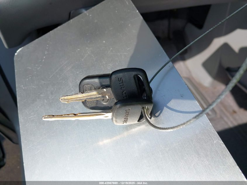 2002 Toyota Sienna Le VIN: 4T3ZF13C92U437317 Lot: 43987669