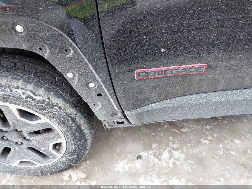 2017 Jeep Renegade Trailhawk 4X4 VIN: ZACCJBCB7HPE98688 Lot: 43987672