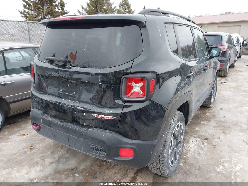 2017 Jeep Renegade Trailhawk 4X4
