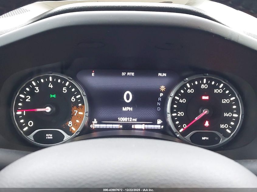 2017 Jeep Renegade Trailhawk 4X4 VIN: ZACCJBCB7HPE98688 Lot: 43987672