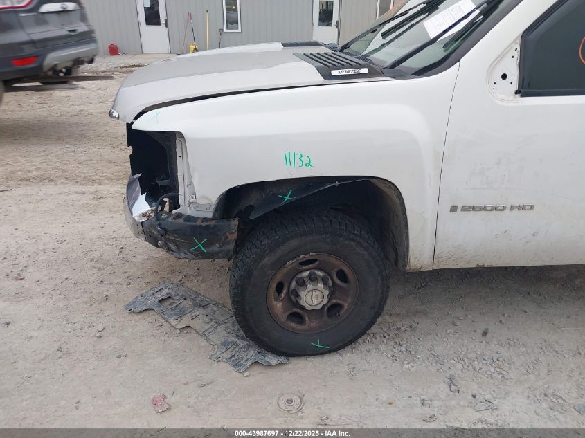 2008 Chevrolet Silverado 2500Hd Work Truck VIN: 1GCHK24K88E208274 Lot: 43987697