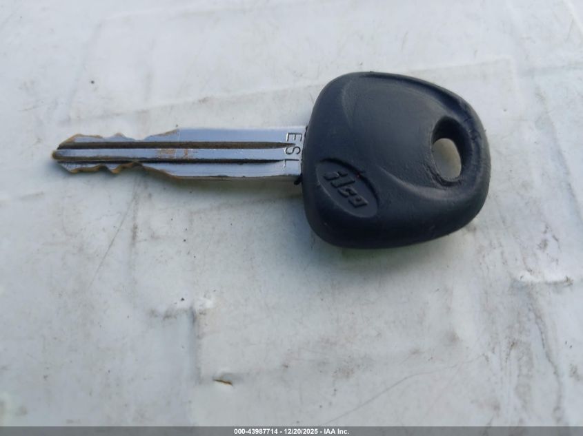 2004 Kia Spectra Ex/Lx VIN: KNAFE121645032819 Lot: 43987714