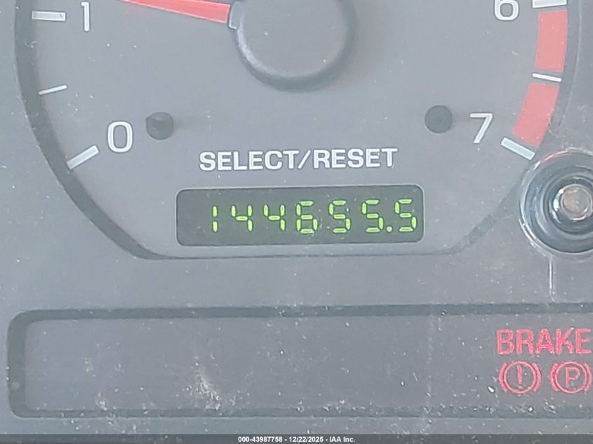 2002 Ford Mustang VIN: 1FAFP404X2F209364 Lot: 43987758