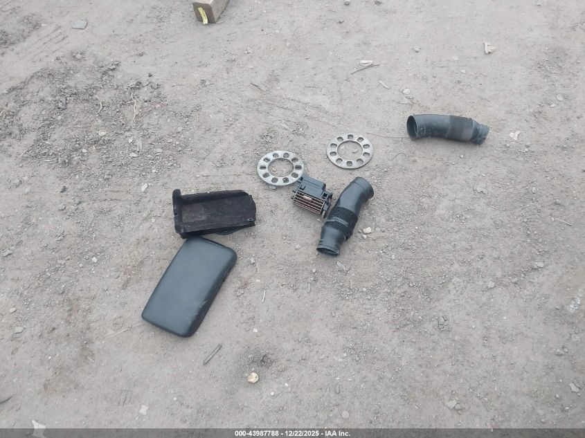 2005 Mercedes-Benz C 240 Luxury 4Matic VIN: WDBRF81J05F670100 Lot: 43987788