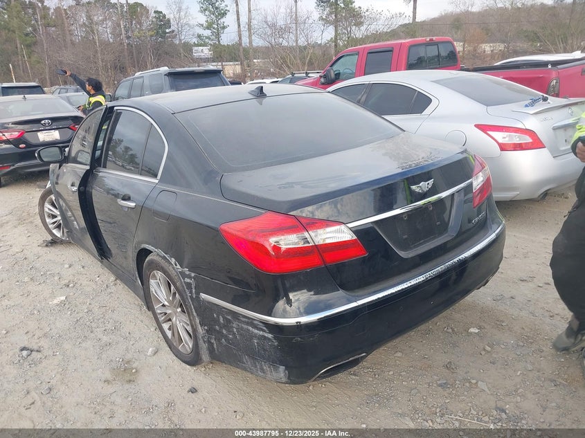 2013 Hyundai Genesis 3.8