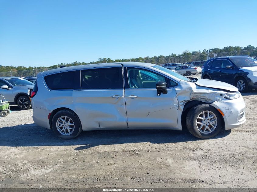2024 Chrysler Pacifica Touring L VIN: 2C4RC1BG8RR197338 Lot: 43987801