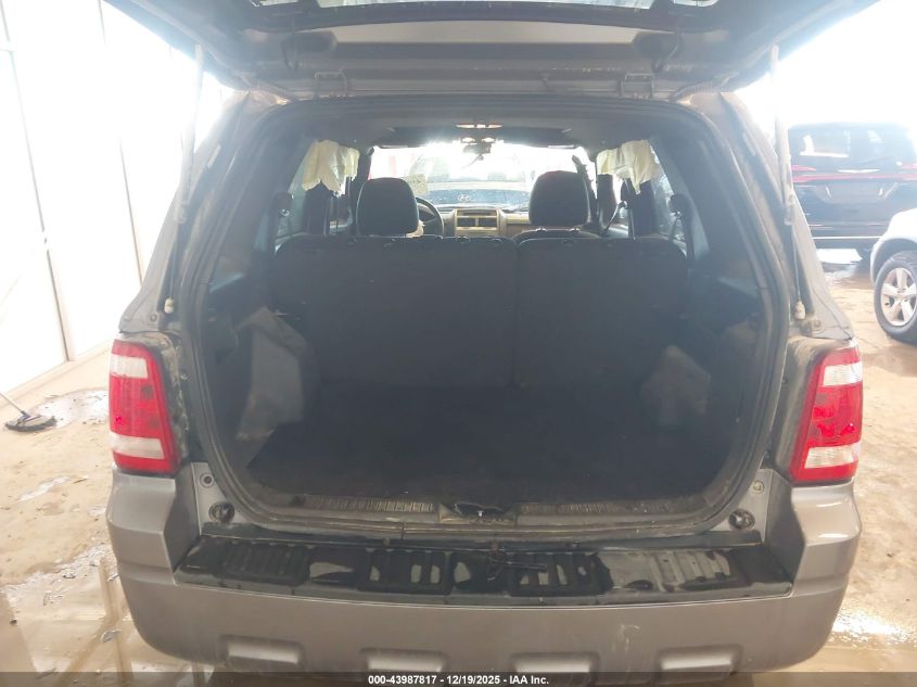 2008 Ford Escape Xlt VIN: 1FMCU93128KB09663 Lot: 43987817