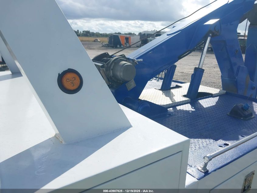 2019 Ram 5500 Chassis Tradesman/Slt VIN: 3C7WRMDL2KG667505 Lot: 43987825