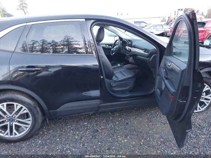 2022 Ford Escape Sel Hybrid