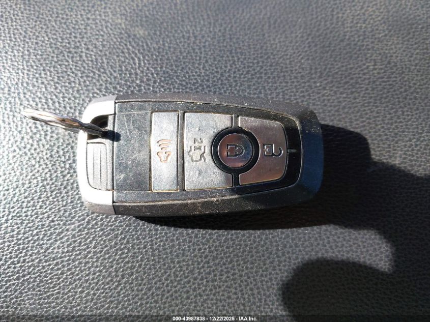 2018 Ford Fusion Se VIN: 3FA6P0HD8JR230924 Lot: 43987838