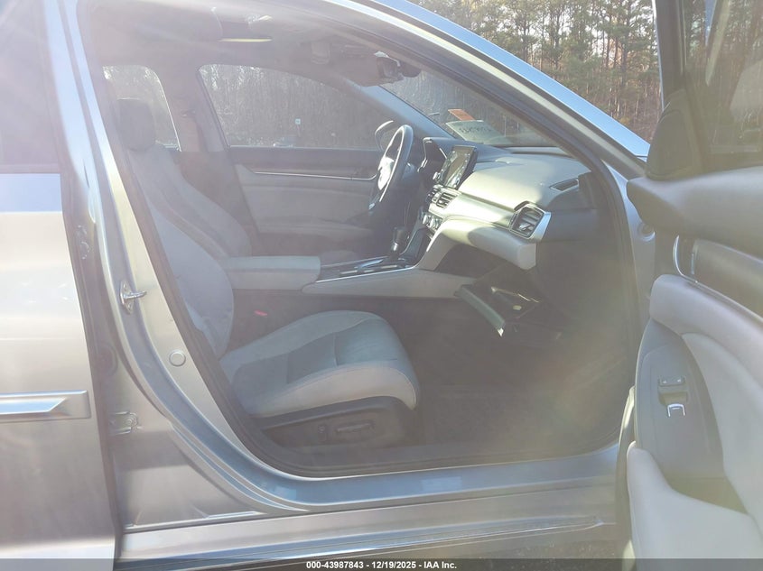 VIN 1HGCV1F57KA162343 2019 HONDA ACCORD EX-L