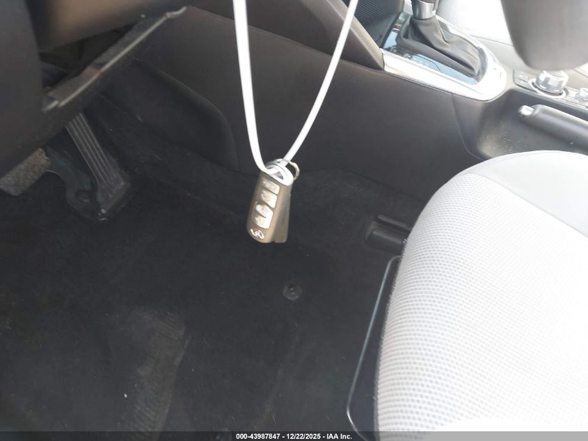 2019 Toyota Yaris Le VIN: 3MYDLBYV7KY509128 Lot: 43987847