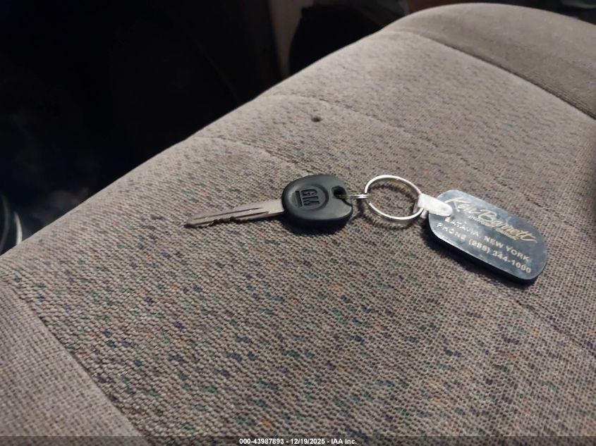 2005 Chevrolet Astro VIN: 1GCDM19X45B107706 Lot: 43987893