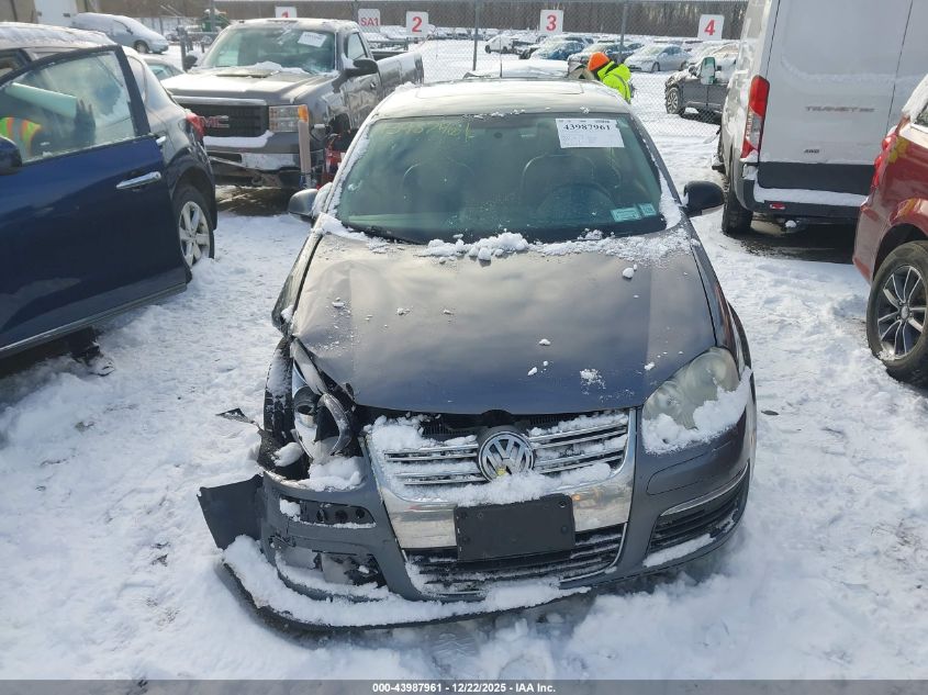 2010 Volkswagen Jetta Limited Edition VIN: 3VWRZ7AJ2AM127891 Lot: 43987961