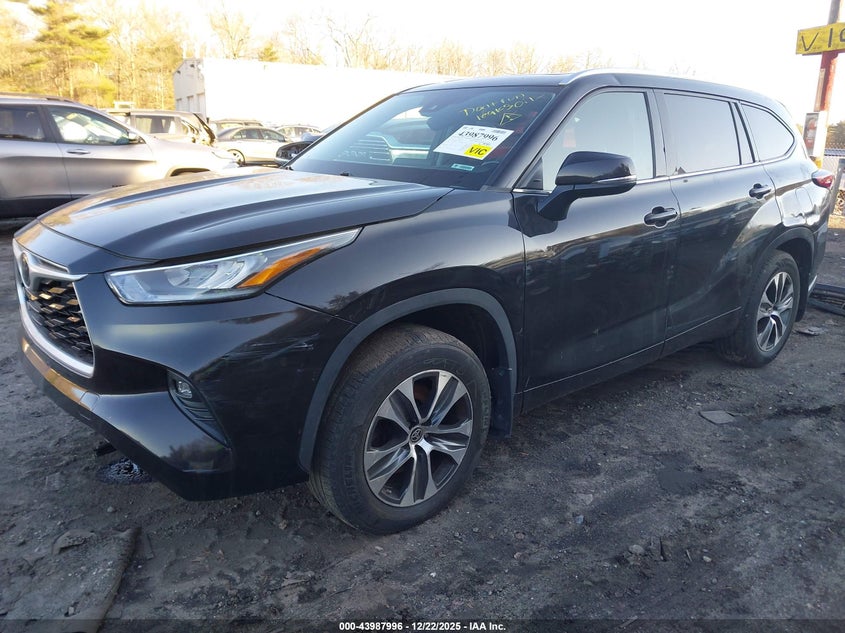 2020 Toyota Highlander Xle