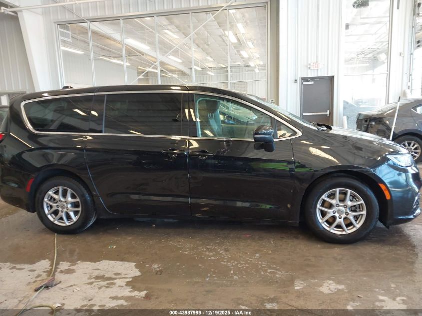 2023 Chrysler Pacifica Touring L VIN: 2C4RC1BG7PR532344 Lot: 43987999