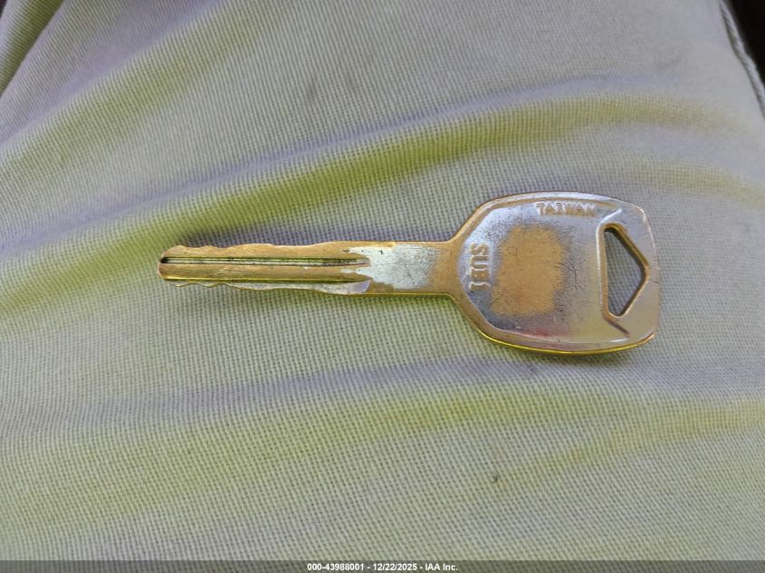 2000 Subaru Outback VIN: 4S3BH6755Y7649091 Lot: 43988001