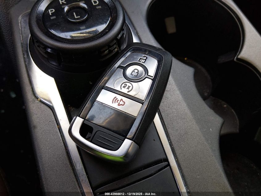 2025 Ford Bronco Sport Outer Banks VIN: 3FMCR9CN2SRE17004 Lot: 43988012