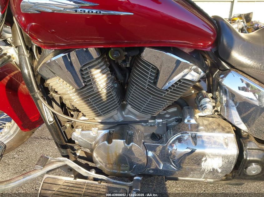 2004 Honda Vt1300 S VIN: 1HFSC52084A103294 Lot: 43988052