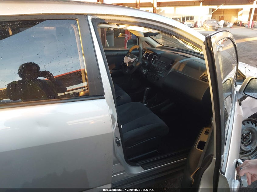 2009 Nissan Versa 1.8S