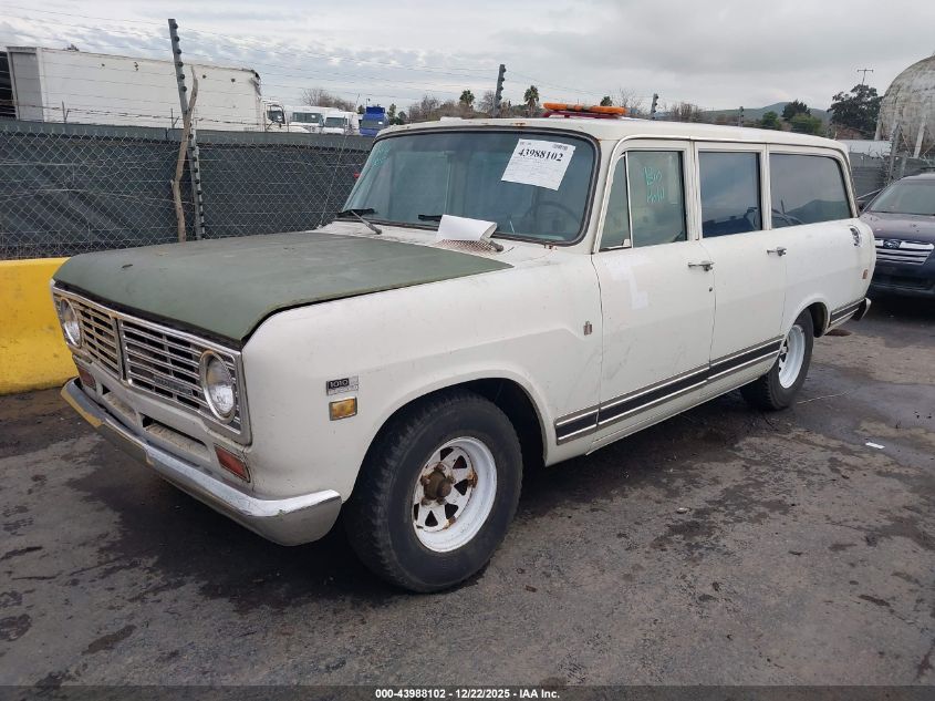 1972 International 1010 Travelall VIN: B17007H312200 Lot: 43988102