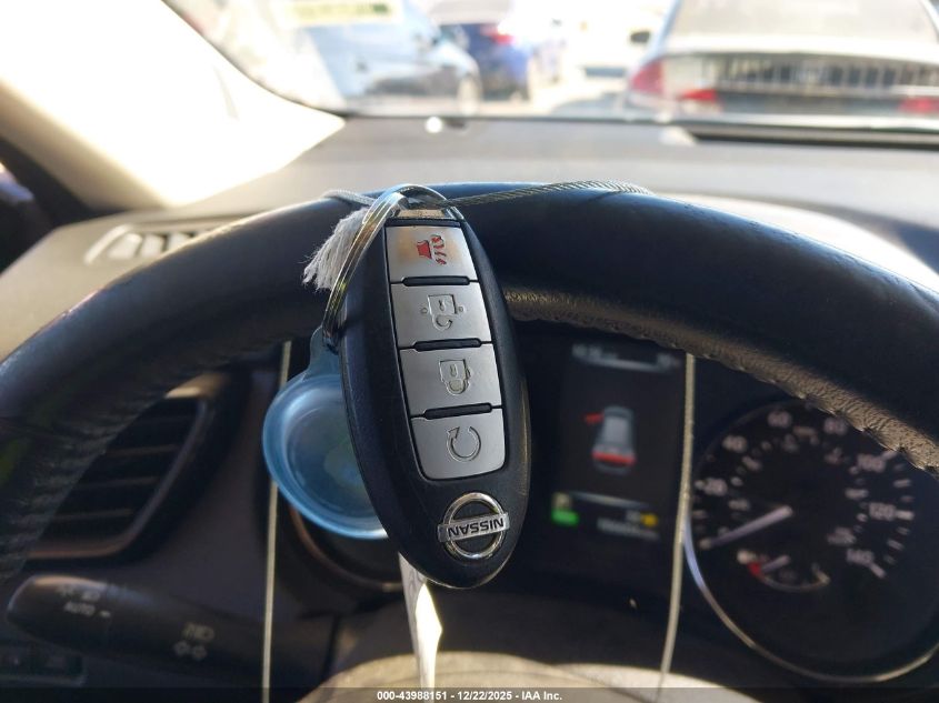 2017 Nissan Rogue Sv VIN: KNMAT2MT7HP542002 Lot: 43988151