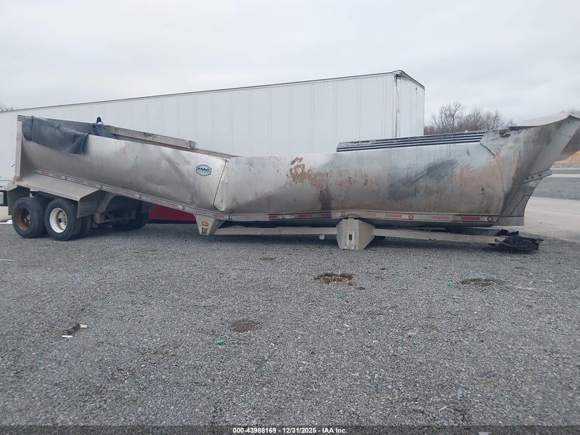 2018 MAC TRAILER MFG END DUMP auction photo 6