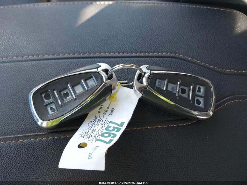 2019 Chevrolet Traverse 3Lt VIN: 1GNEVHKWXKJ224503 Lot: 43988197