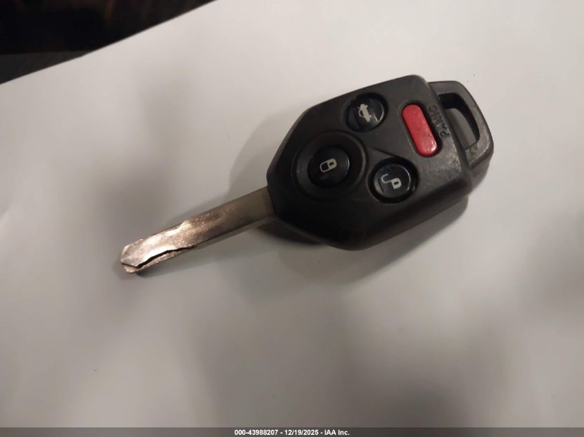 2013 Subaru Outback 2.5I Premium VIN: 4S4BRBCC4D3207667 Lot: 43988207