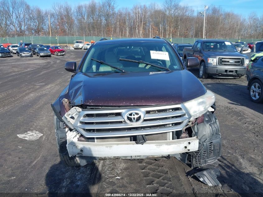2012 Toyota Highlander Base V6 VIN: 5TDBK3EH2CS113467 Lot: 43988214