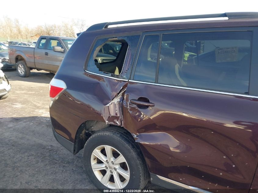 2012 Toyota Highlander Base V6 VIN: 5TDBK3EH2CS113467 Lot: 43988214