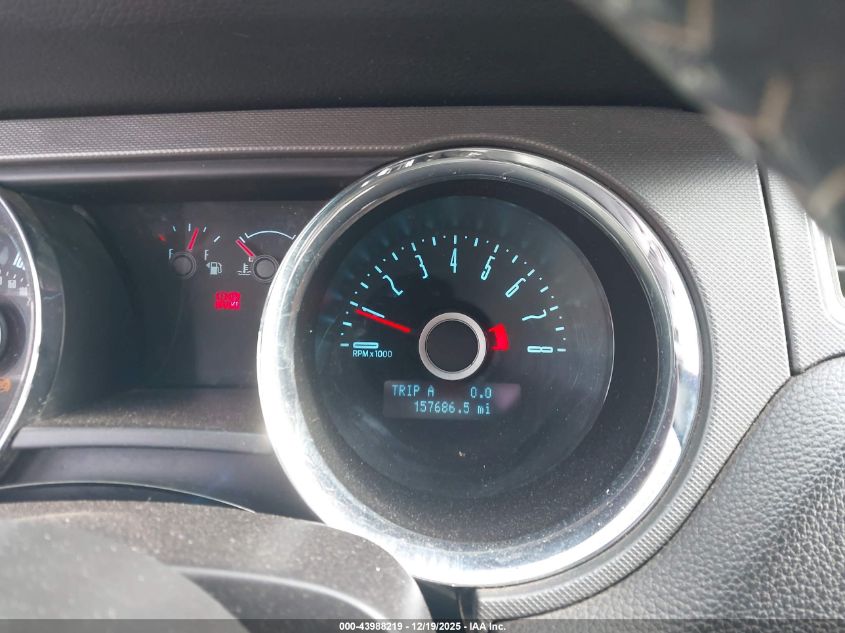 2014 Ford Mustang V6 VIN: 1ZVBP8AM3E5210099 Lot: 43988219