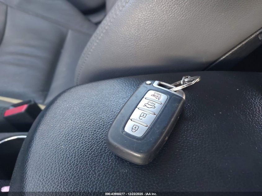 2011 Hyundai Elantra Limited VIN: 5NPDH4AE1BH040282 Lot: 43988277