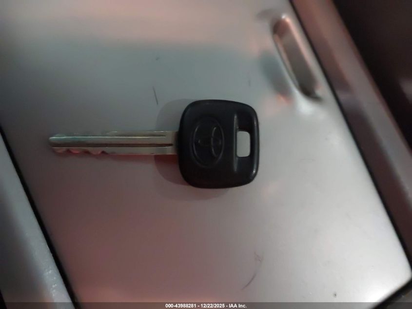 2007 Toyota Highlander V6 VIN: JTEDP21AX70137050 Lot: 43988281