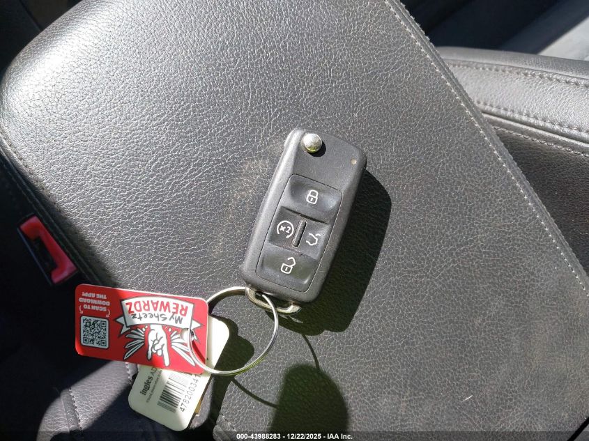 2015 Volkswagen Passat 2.0L Tdi Sel Premium VIN: 1VWCV7A35FC083428 Lot: 43988283