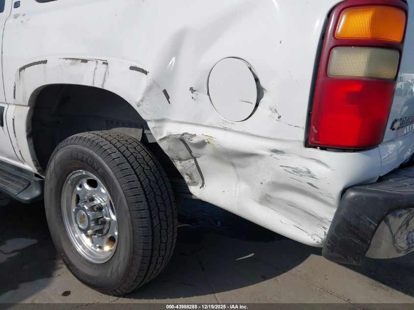 2001 Chevrolet Suburban 2500 Ls VIN: 3GNGC26U41G149561 Lot: 43988285