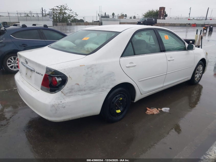 2005 Toyota Camry Le