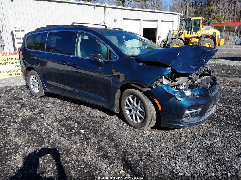 2022 Chrysler Pacifica Touring L
