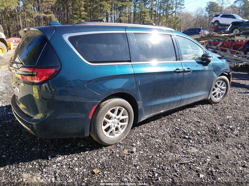 2022 Chrysler Pacifica Touring L