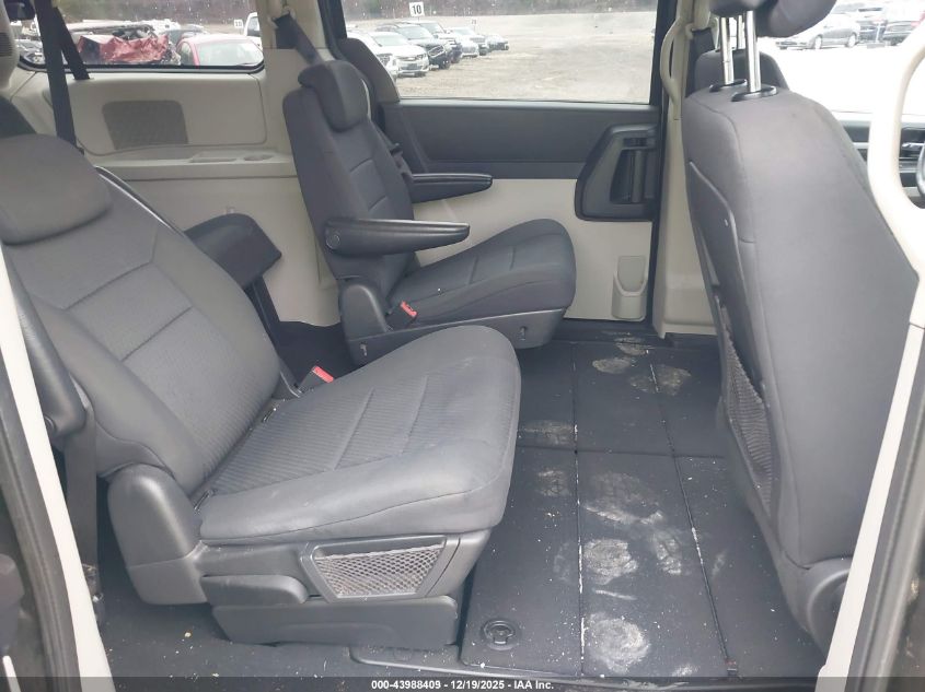 2010 Dodge Grand Caravan Se VIN: 2D4RN4DE9AR292358 Lot: 43988409