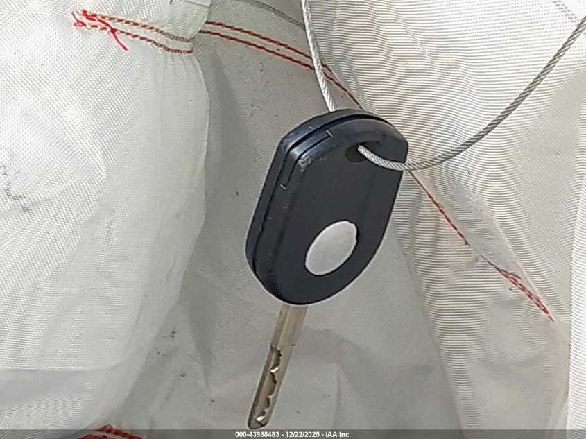 2016 Ford Focus Se VIN: 1FADP3F21GL373568 Lot: 43988483