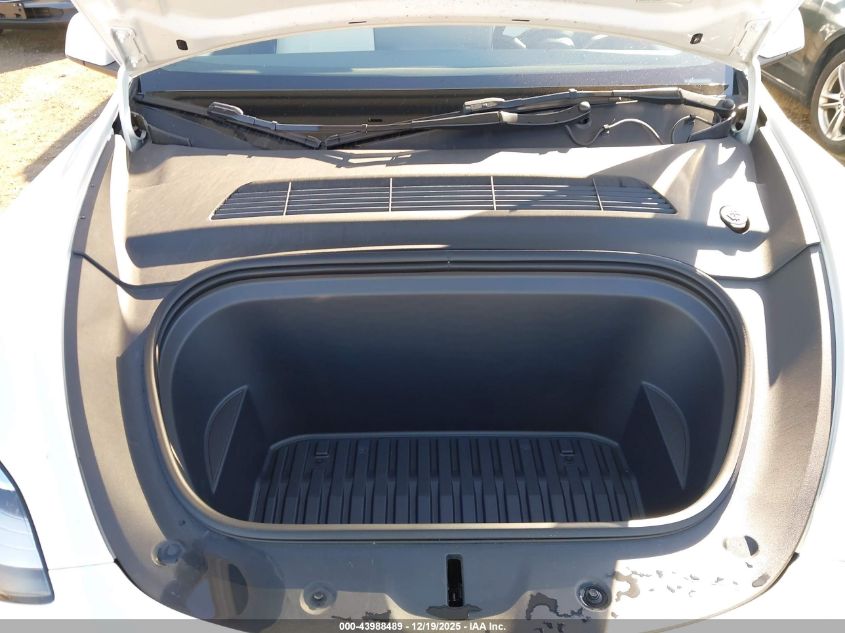 2023 Tesla Model Y Awd/Long Range Dual Motor All-Wheel Drive VIN: 7SAYGDEE4PA148464 Lot: 43988489