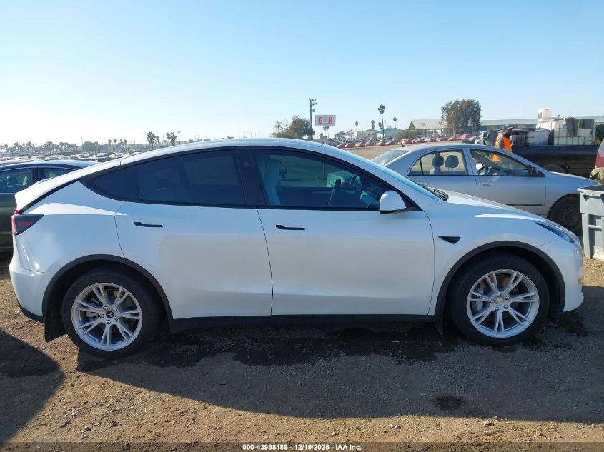 2023 Tesla Model Y Awd/Long Range Dual Motor All-Wheel Drive VIN: 7SAYGDEE4PA148464 Lot: 43988489