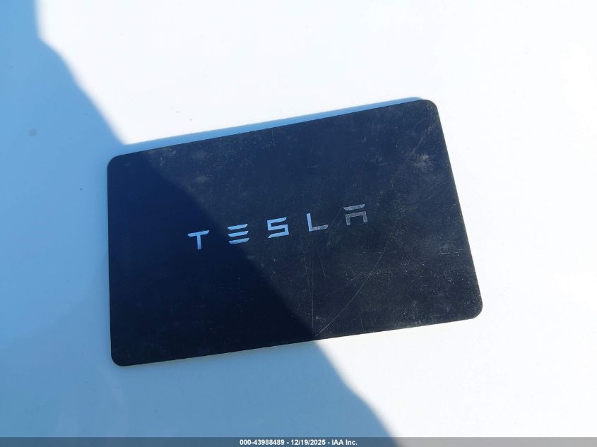 2023 Tesla Model Y Awd/Long Range Dual Motor All-Wheel Drive VIN: 7SAYGDEE4PA148464 Lot: 43988489