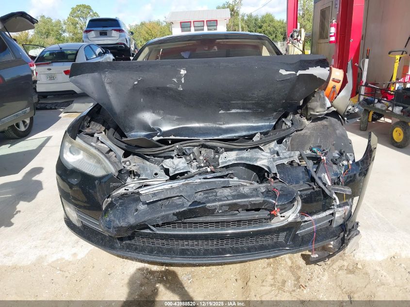2013 Tesla Model S Performance VIN: 5YJSA1DPXDFP04586 Lot: 43988520