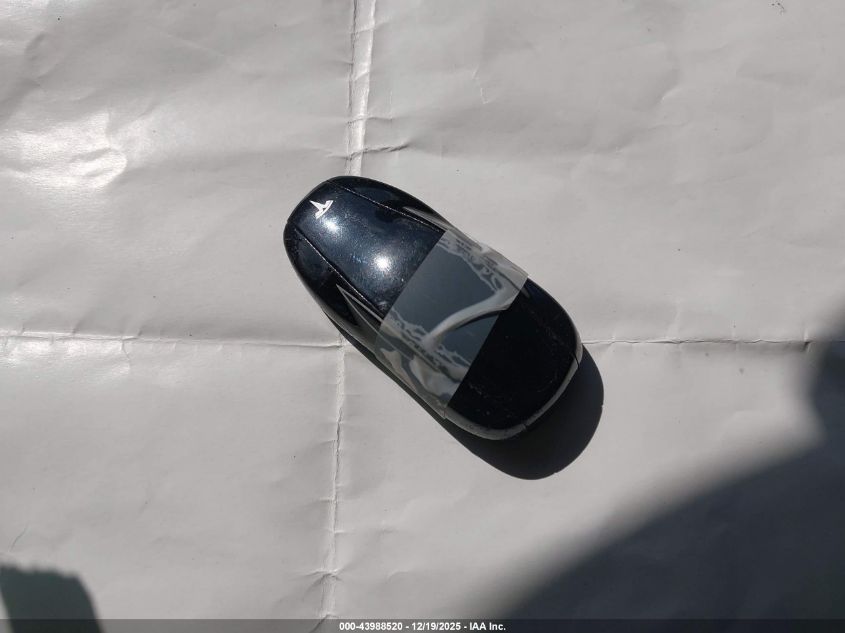 2013 Tesla Model S Performance VIN: 5YJSA1DPXDFP04586 Lot: 43988520