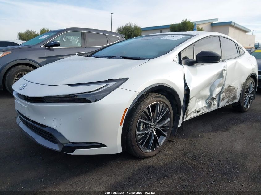 2026 Toyota Prius Xle VIN: JTDACAAU2T3066944 Lot: 43988544