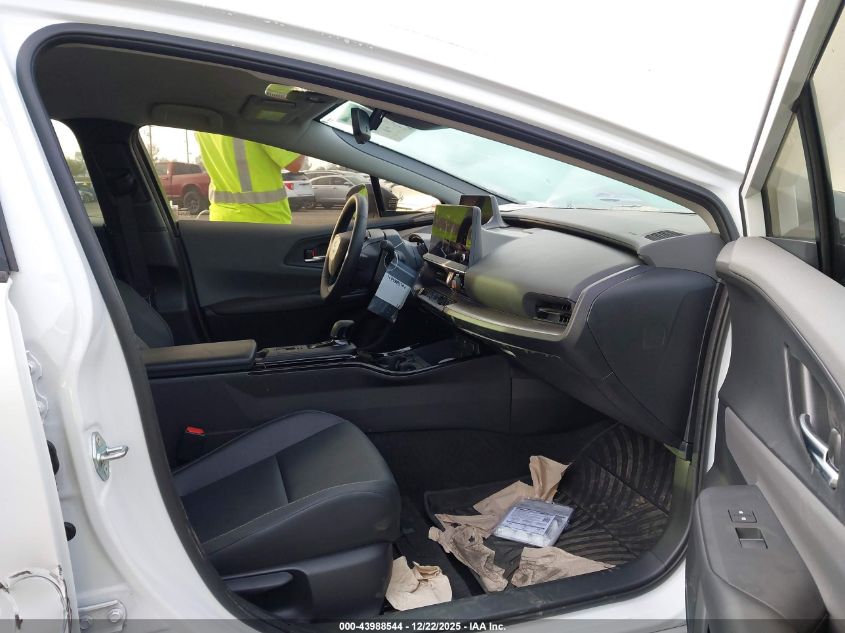 2026 Toyota Prius Xle VIN: JTDACAAU2T3066944 Lot: 43988544