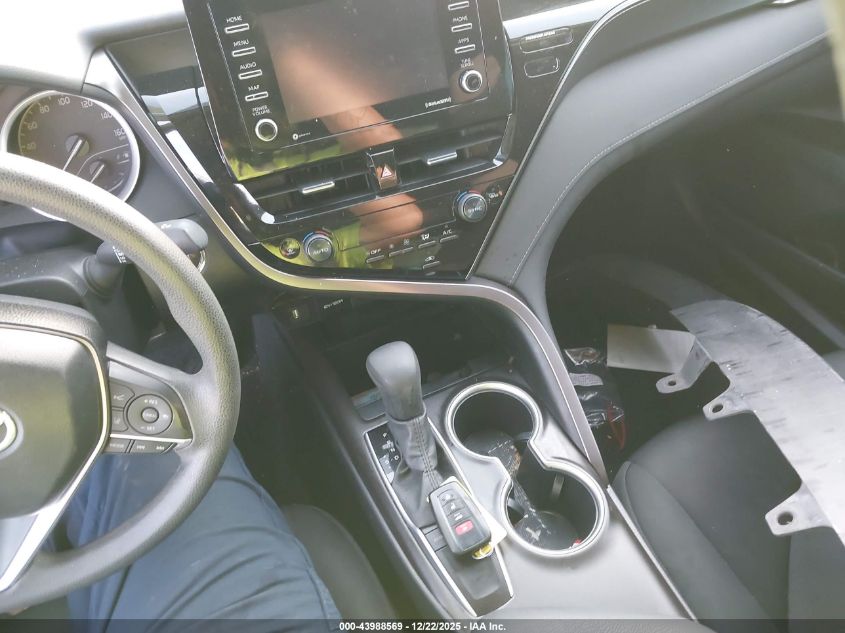 2024 Toyota Camry Le VIN: 4T1R11AK0RU880239 Lot: 43988569